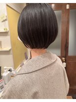 ラレイ(Lalei) 【白岩】ショート/丸みショート/ショートボブ