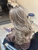 ブレンド 渋谷(BLend)&nbsp;前髪ハイライトカラーこなれミディイメチェンウェーブパーマ