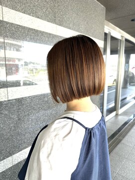 シアン 綱島店(CYAN) ☆ 切りっぱなしボブ&モノトーンベージュ ☆