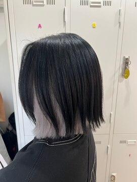 ナンバー イル デュッカ 札幌(N° il duca) インナーカラー/グレー/透明感カラー/ボブ