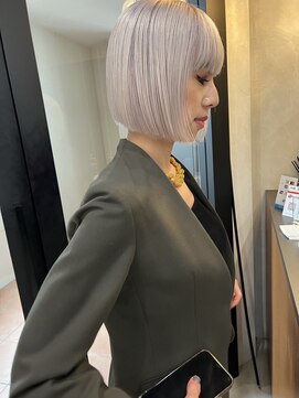 エイチ(H) ハイトーンボブ