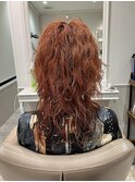 動きを出したい方におすすめ！スパイラルパーマ