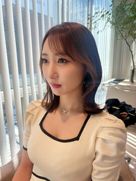 マインバイアフロートギンザ(MYNE by AFLOAT GINZA) 鎖骨ミディアムくびれヘア【自由が丘】