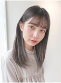 グレージュストレートヘア