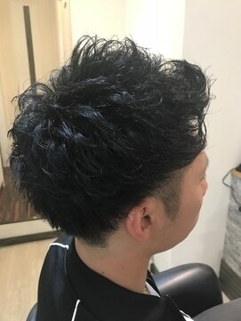 スリーナイン(THREE NINE) アップバングショート