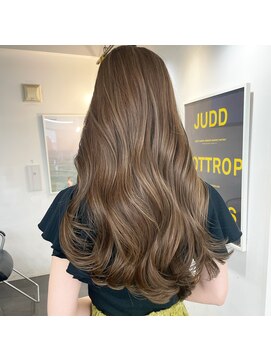 アディション 新宿(ADITION) 【韓国】艶感ハイライトミルクティーグレージュレイヤーカット