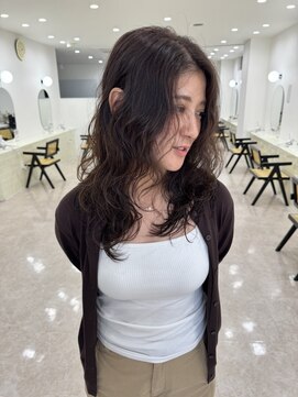 モト 船橋(moto) 韓国風くびれレイヤー×艶ウェーブロング【京成船橋】