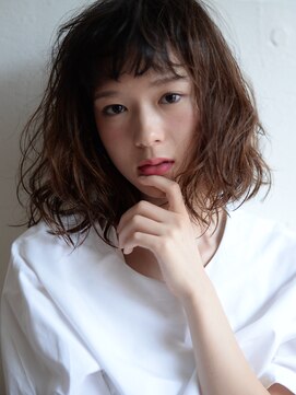 シータ(CITA) ミディアム×ラフ感ウエーブ