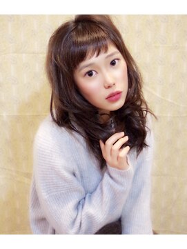 サンズ(SUNZ) 短めバングのナチュラルスタイル