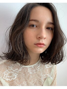 グッデイ ヘアー(GOOD DAY HAIR) 前髪が大人かわいい フリンジウェーブの ココアブラウン カラー