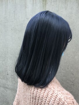 ロンドアベニール 北千住(Lond avenir) namie ブリーチあり 韓国人風ネイビーブルーカラー