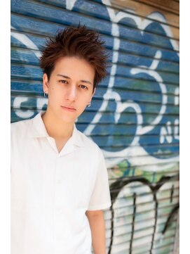 ケアリー 武蔵小杉(Carelly) AUSTIN メンズアップバング×束感ショートマッシュ