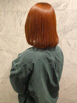 フロート 小阪店(float)&nbsp;オレンジカラー_エアリーミディ 黒髪 ホワイトアッシュ