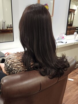 インビテーション(invitation) アッシュブラウン