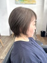 ハーツ(Heart's)&nbsp;似合わせカットショートボブ×白髪ぼかし