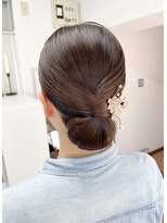 オウン(AUN)&nbsp;タイトシニヨン