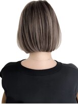 ネイロ バイ ジルブラン 葛西(NeiRo by JIL BLAN) レイヤーカットハイライト白髪ぼかしミディアムダブルカラーボブ