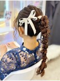 結婚式 お呼ばれ 編みおろしポニー×パール・リボンアクセサリー