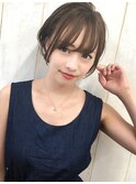 大人かわいい耳かけショート×くすみベージュ[横浜駅]