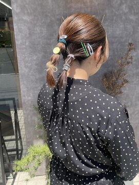 エム インターナショナル 春日部本店(EMU international) タイトポニーアレンジ