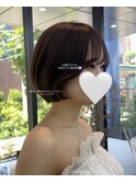 美髪シアーカラーピンクブラウンショートカット切りっぱなしボブ