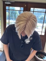 カルマ(CALMA)&nbsp;【お客様スタイル】ダブルブリーチで作るホワイトベージュ