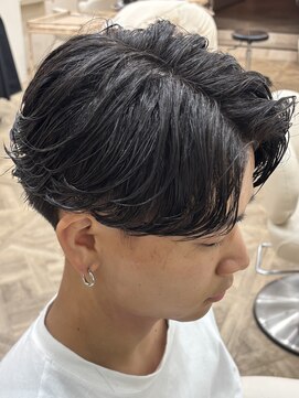 ボンドストーリールミエール(Bond Story lumiere) 名古屋/メンズパーマ/メンズカット/フェザーパーマ/眉毛