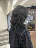 重軽シルエットのウェーブパーマ