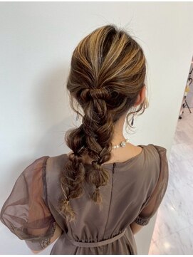 モナ 髪質改善(MONA) 【MONA】ヘアセット/お呼ばれヘア/編みおろし/ヘアアレンジ