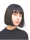 前下がりボブ サラツヤ