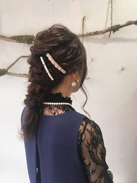 ヘアセットサロンエッジ(Edge) クルリンパだらけの編み下し