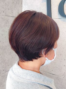 フォックスヘアー(fox.hair) 前上がりショート/丸みショート