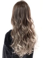 リリー シンジュク(Lilly)&nbsp;【Lilly新宿】#グラデーション#ミルクティー#外国人風