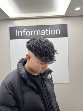 アウラ(AURA) スパイラルパーマ