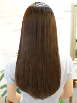 ヘアーサロン ポラリス(POLARIS)の写真/縮毛矯正に特化したサロン☆ダメージレスにこだわり、髪に優しい施術で、扱いやすい美フォルムに【青葉台】