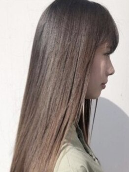 ドラマ(DORAMA)の写真/髪の状態や理想の質感に合わせて、あなたに最適なトリートメントをご提案！思わず触れたくなる髪へ。