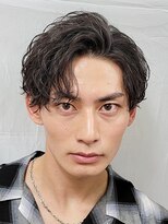 レタッチ バイ フィフス 銀座(RETOUCH by fifth)&nbsp;銀座シャドウパーマフェザーパーマセンターパートマッシュメンズ