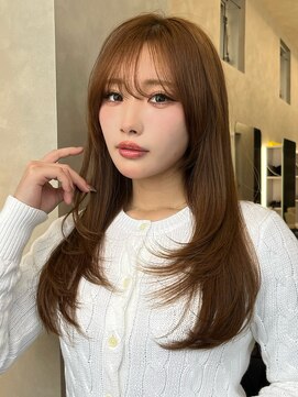 オムニス 表参道(Omnis) ザクザクレイヤーワンカールレイヤー表参道バタフライカット