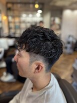 アンカー(ANCHOR)&nbsp;MEN’S HAIR/波巻きツイストスパイラル/リバースセンターパート