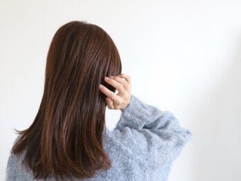 アトリエ ヘア クローゼット(atelier Hair Closet)の写真/【問屋町すぐ!】白髪染めでもオシャレなカラーが楽しめる☆毛先までツヤツヤなグレイカラーを実現♪