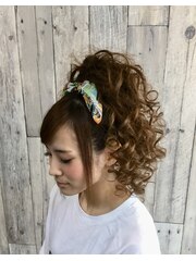 ライブパーティーやイベントでのヘアーセット早朝でもお電話で！