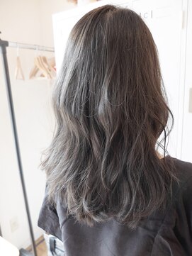 シファ(sifa) 暗髪☆グレージュ