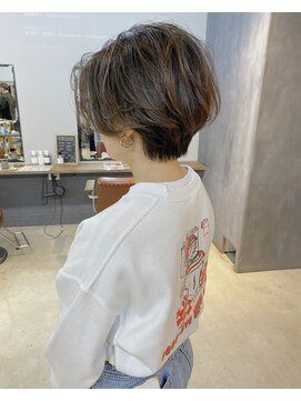 ロティー(loty) 【loty川原一高】動きと抜け感ハンサムショート