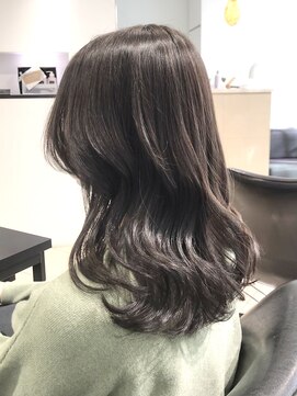 ラブクロムトーキョー オモテサンドウ(LOVECHROME OMOTESANDO) ショコラベージュメルティカラー☆くびれヘアカールベビーバング