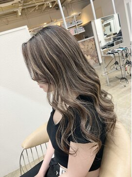 ファンド 千葉(fand) ハイライトカラー/バレイヤージュグレージュヘア