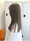 ミルクティーベージュ