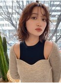 ウエーブパーマ　クセ毛風　キャラメルベージュ