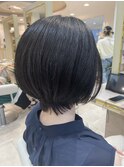 30代40代50代秋ヘアショート前髪なしハンサムショートカット