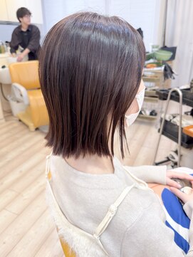 モリオ フロム ロンドン 成増店 【morio成増/児玉】外ハネミディアム　縮毛矯正