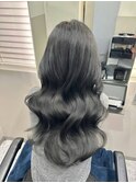 透明感たっぷり！暗髪グレーブラックx韓国レイヤー